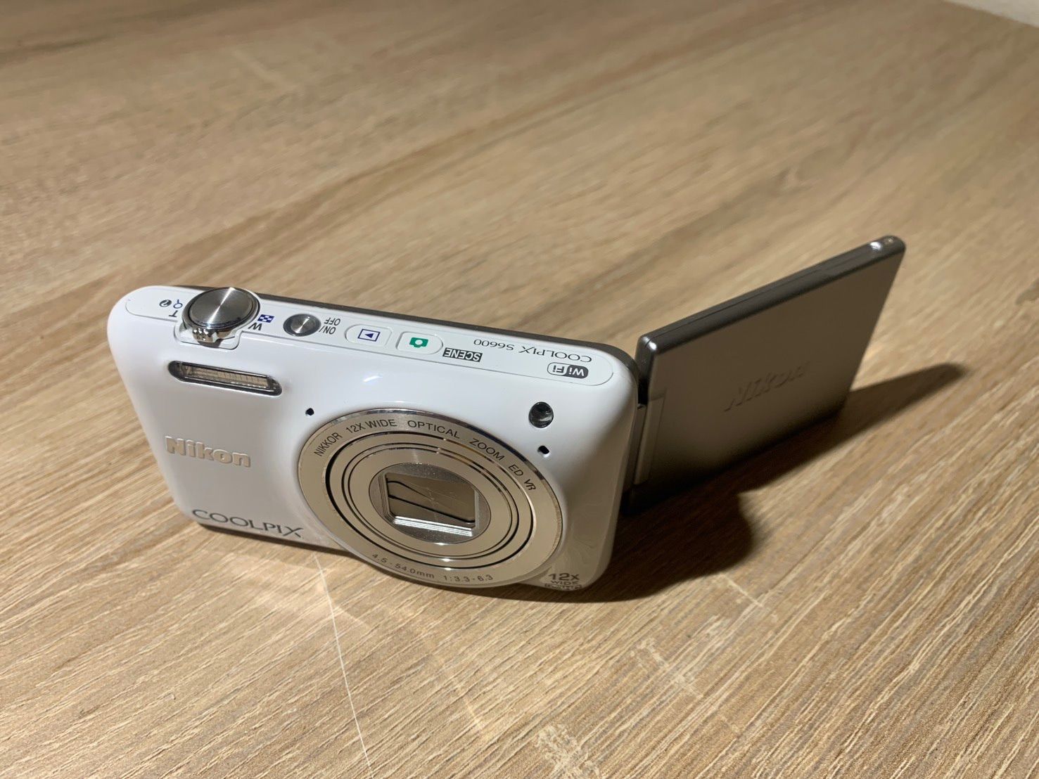 ジャンク品　Nikon COOLPIX S6600 ホワイト 本体 8661 Nikon COOLPIX S6600 ホワイト デジカメ ジャンク品 - メルカリ