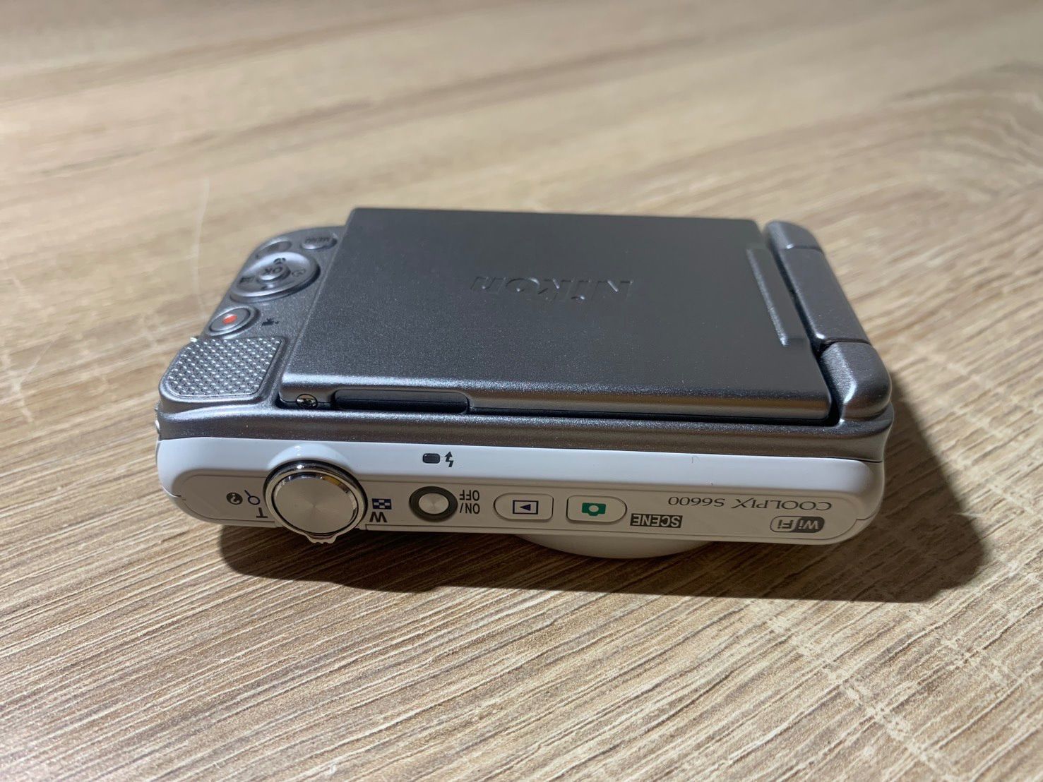 8661 Nikon COOLPIX S6600 ホワイト デジカメ ジャンク品 - メルカリ