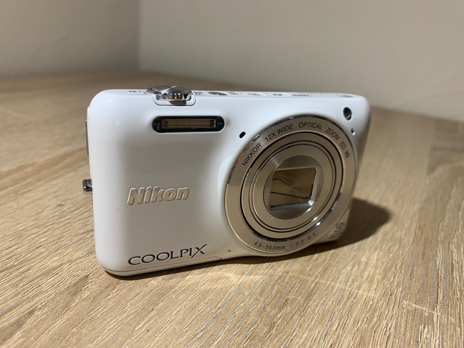 8661 Nikon COOLPIX S6600 ホワイト デジカメ ジャンク品 - メルカリ