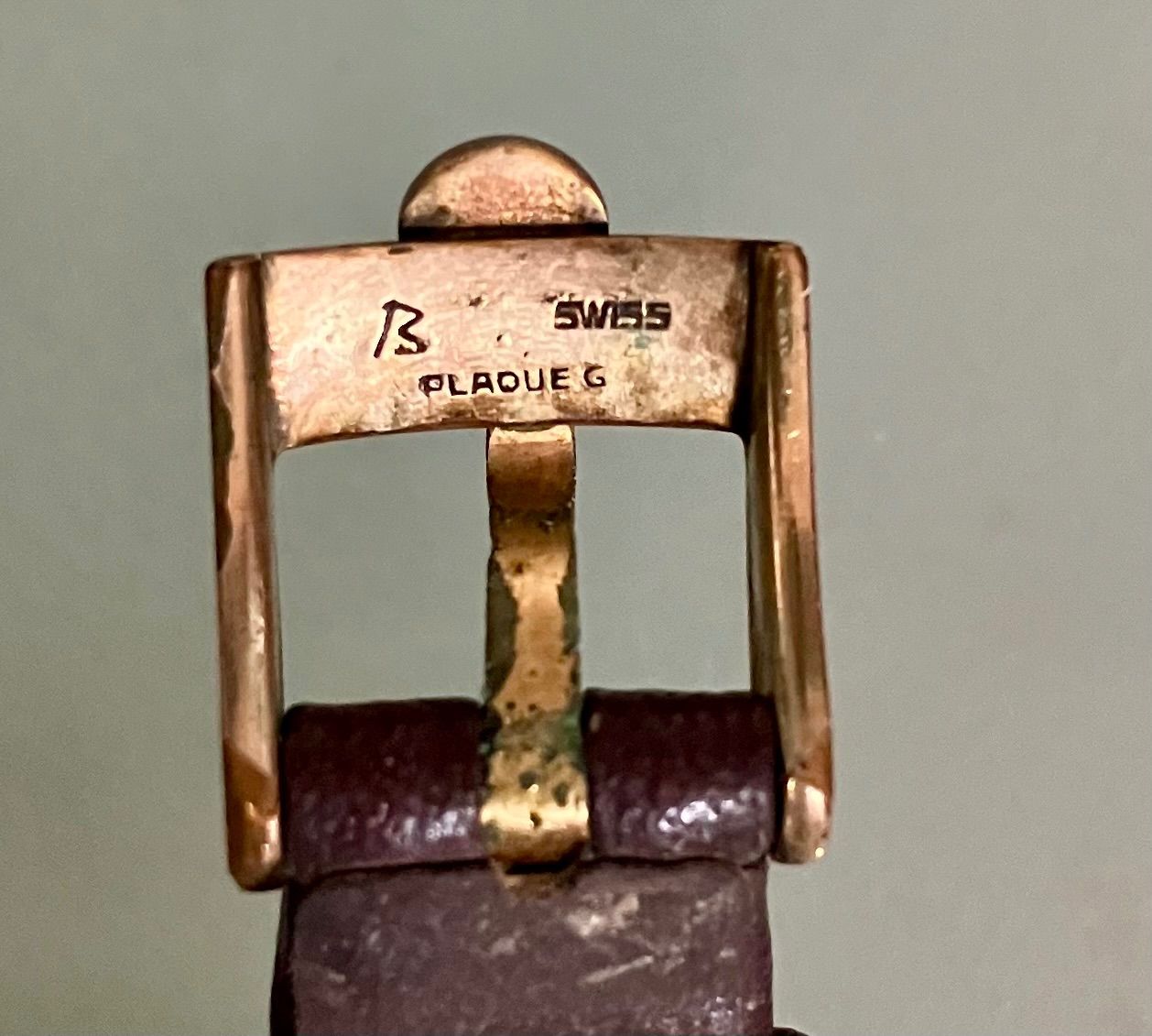 ☆OMEGA オメガ/デビル DEVILLE☆ゴールド文字盤☆プッシュリューズ