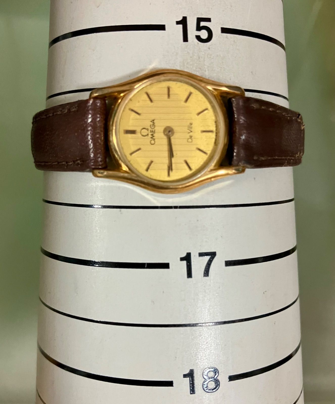 ☆OMEGA オメガ/デビル DEVILLE☆ゴールド文字盤☆プッシュリューズ