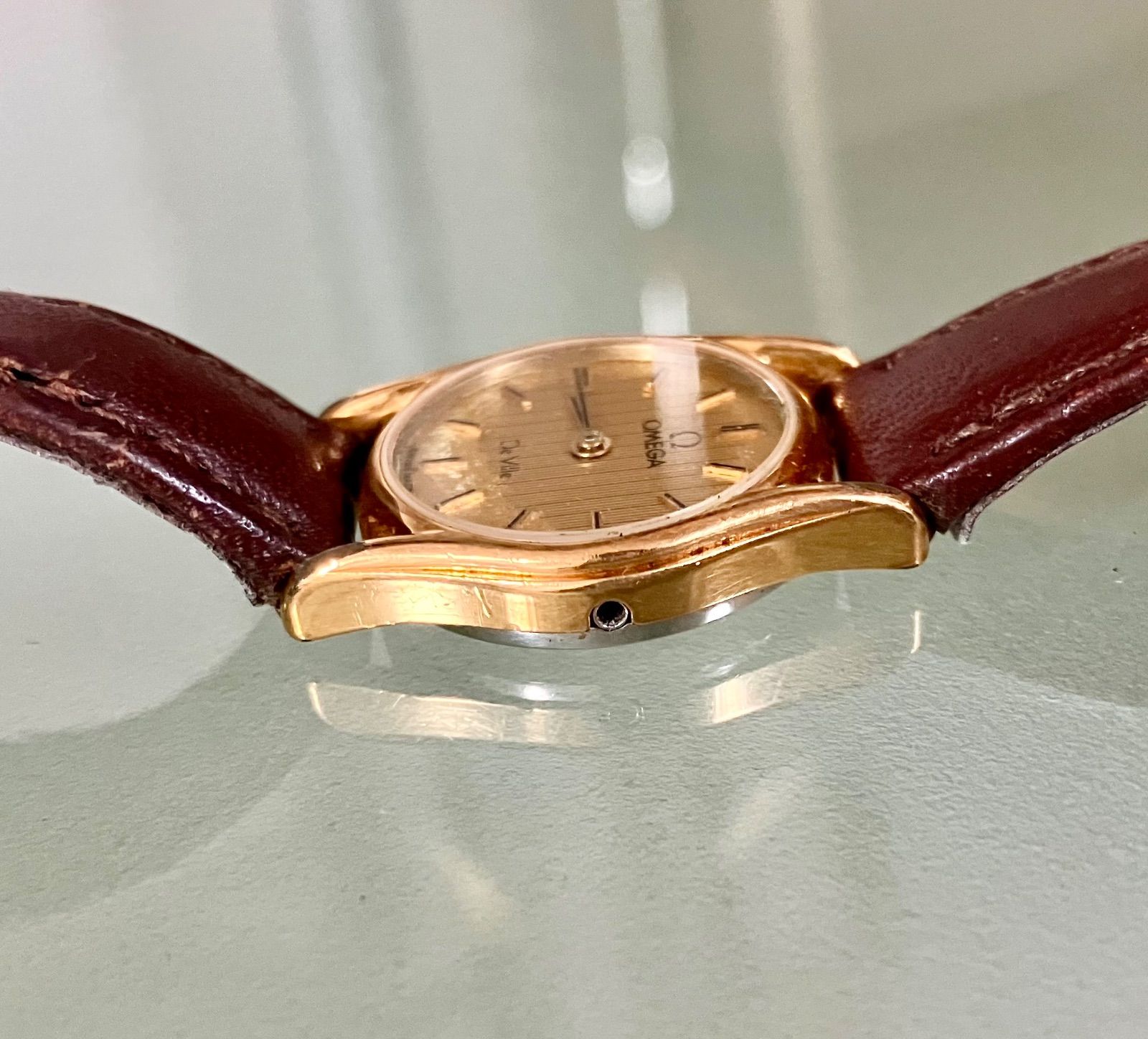 ☆OMEGA オメガ/デビル DEVILLE☆ゴールド文字盤☆プッシュリューズ