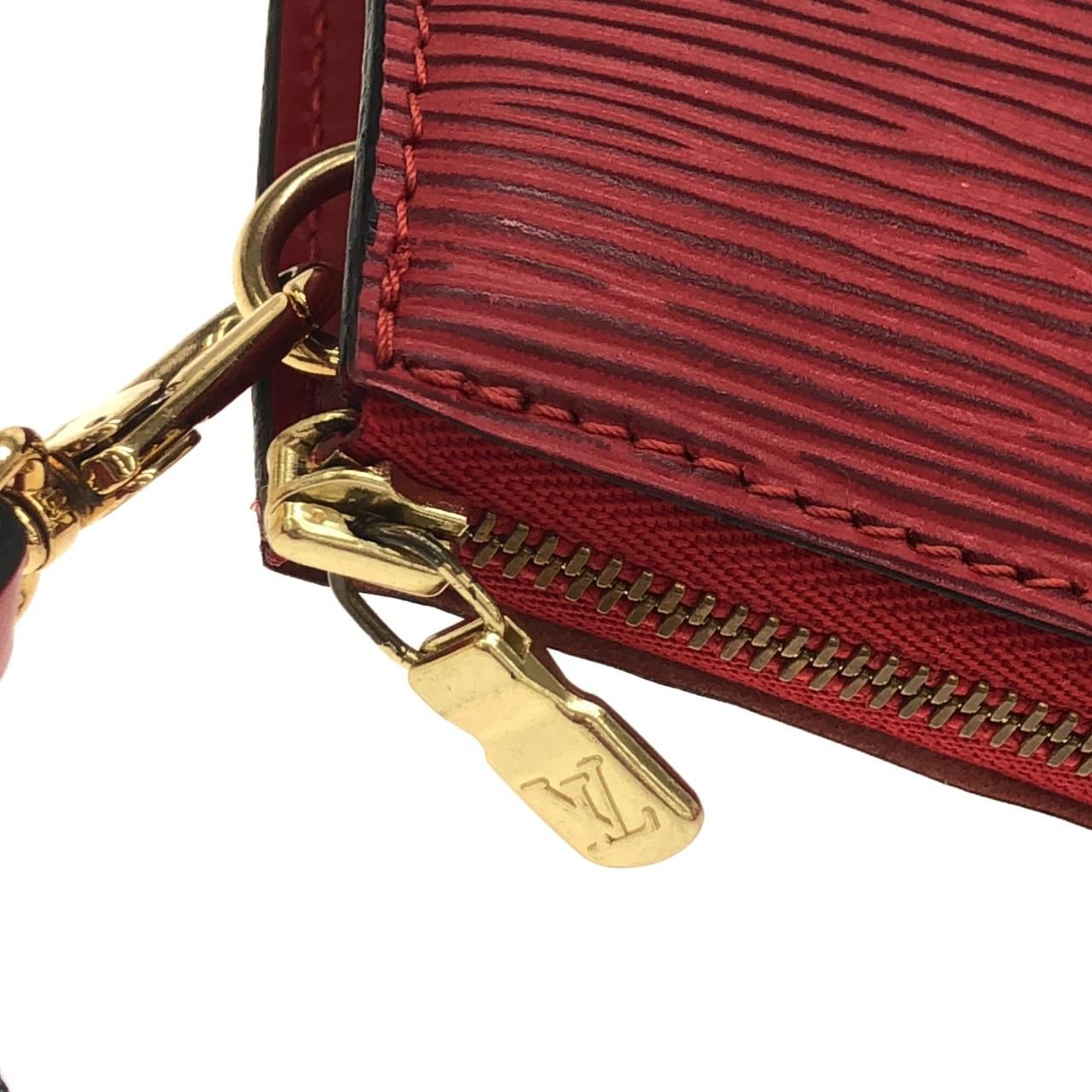 ルイヴィトン エピ ポシェット アクセソワール 24cm M52947