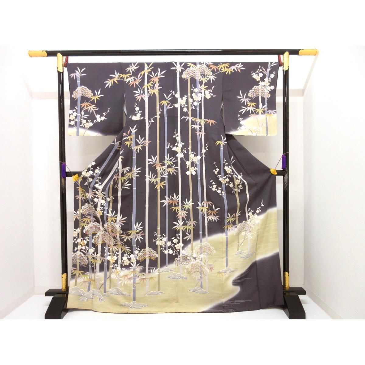 訪問着 友禅金彩加工 刺繍入りボカシ染 - メルカリ