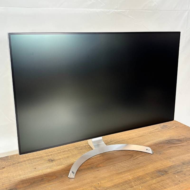 31.5インチ LG 4K 高画質モニター32UD99-W Ultra HD USB TypeC ④