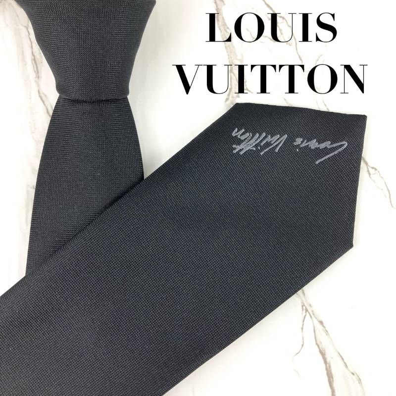 美品 LOUIS VUITTON ルイヴィトン ネクタイ クラヴァットLVタグ ロゴ