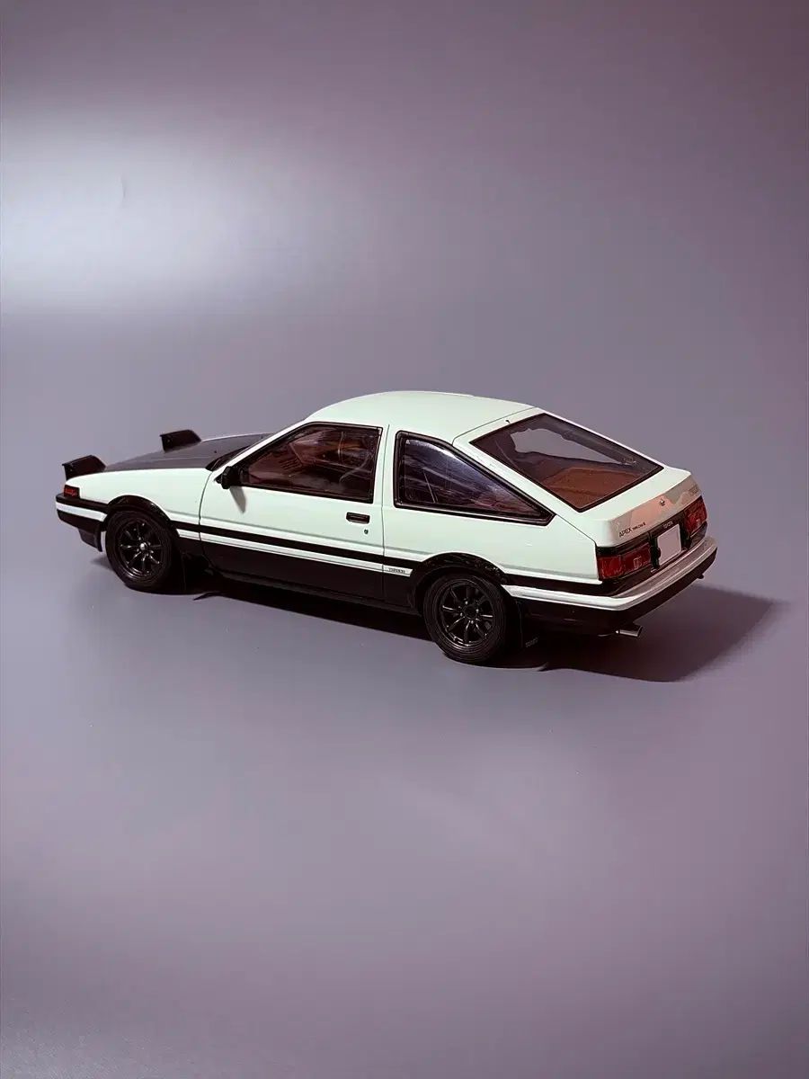 オートアート 1/18 イニシャルD 30周年 記念 AE86 ファイナル