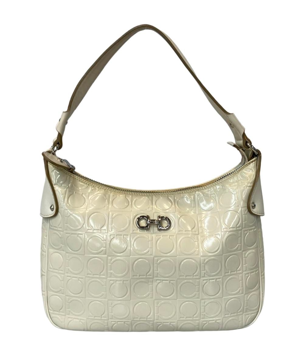 サルバトーレフェラガモ ショルダーバッグ 肩掛け ハンドバッグ