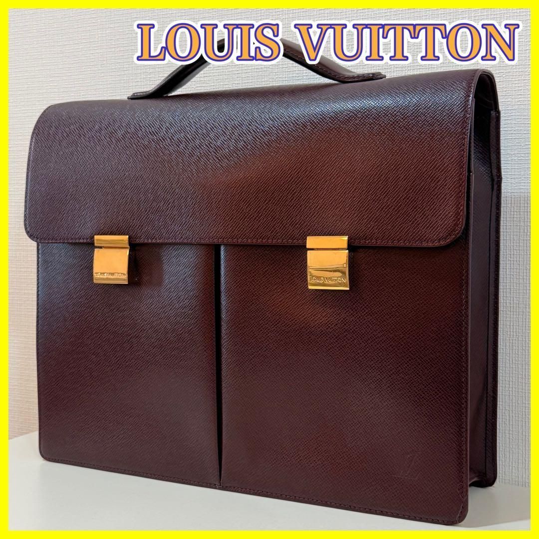 □美品□LOUISVUITTONルイヴィトン ビジネスバッグ タイガ カザン