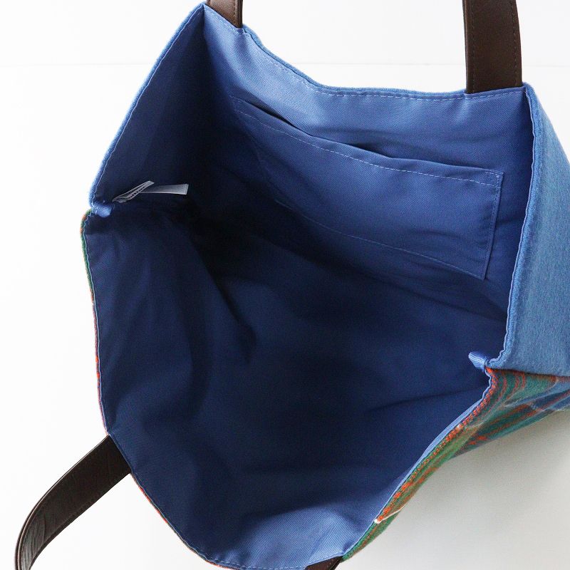 ファミリア familiar 2023限定 クリスマスコレクション レッスンバッグ