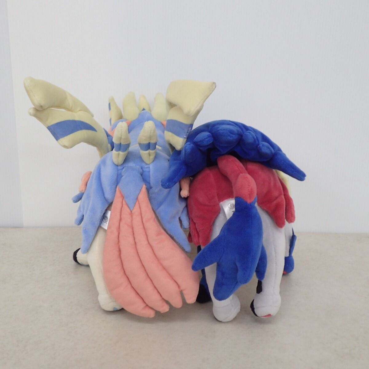 ☆ポケモンセンター ぬいぐるみ 2体セット ザシアン/ザマゼンタ 2019年