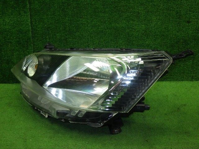 NV200バネット DBF-VM20 右ヘッドランプASSY H007 26010-JX31A NV200