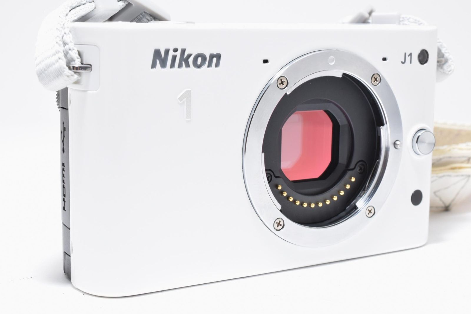 Nikon 1 J1 ミラーレス ホワイト 美品 ニコン Nikon 1 J1 ダブルズーム 