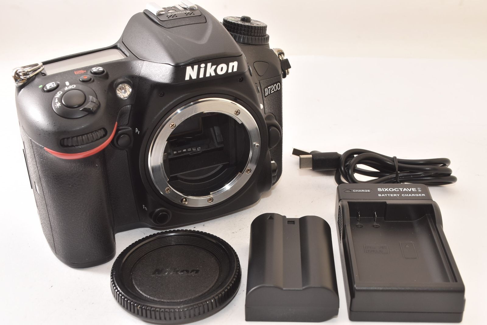 ☆美品☆ Nikon ニコン D7200 ボディ デジタル一眼レフカメラ 2603020 