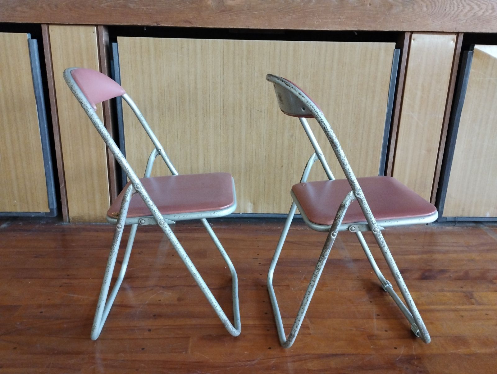 パイプ椅子 2脚セット - メルカリ