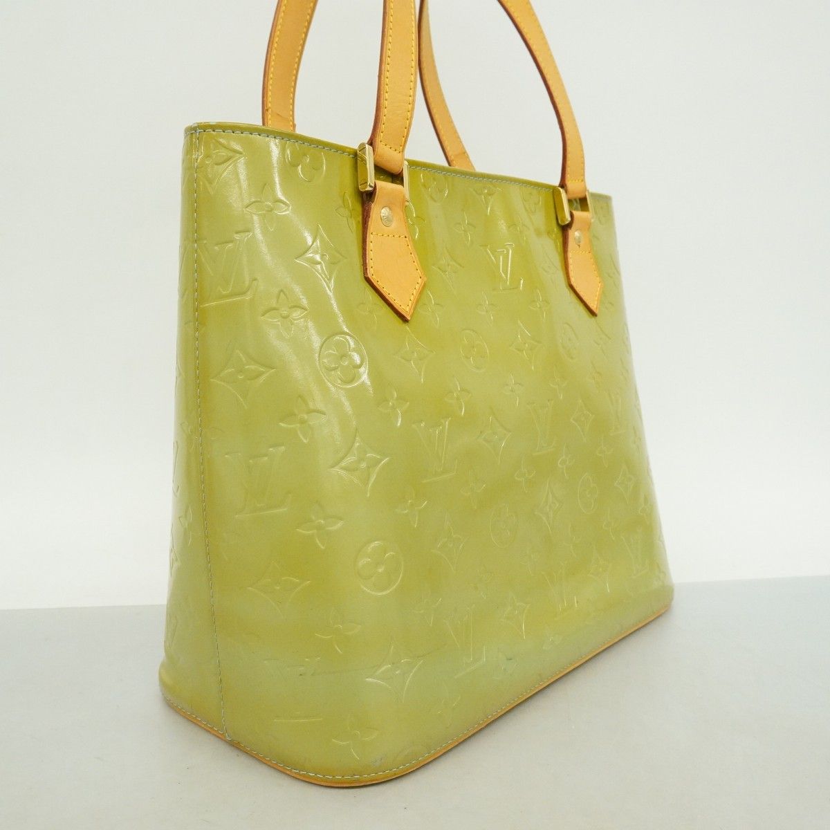 Buy from Japan Easily