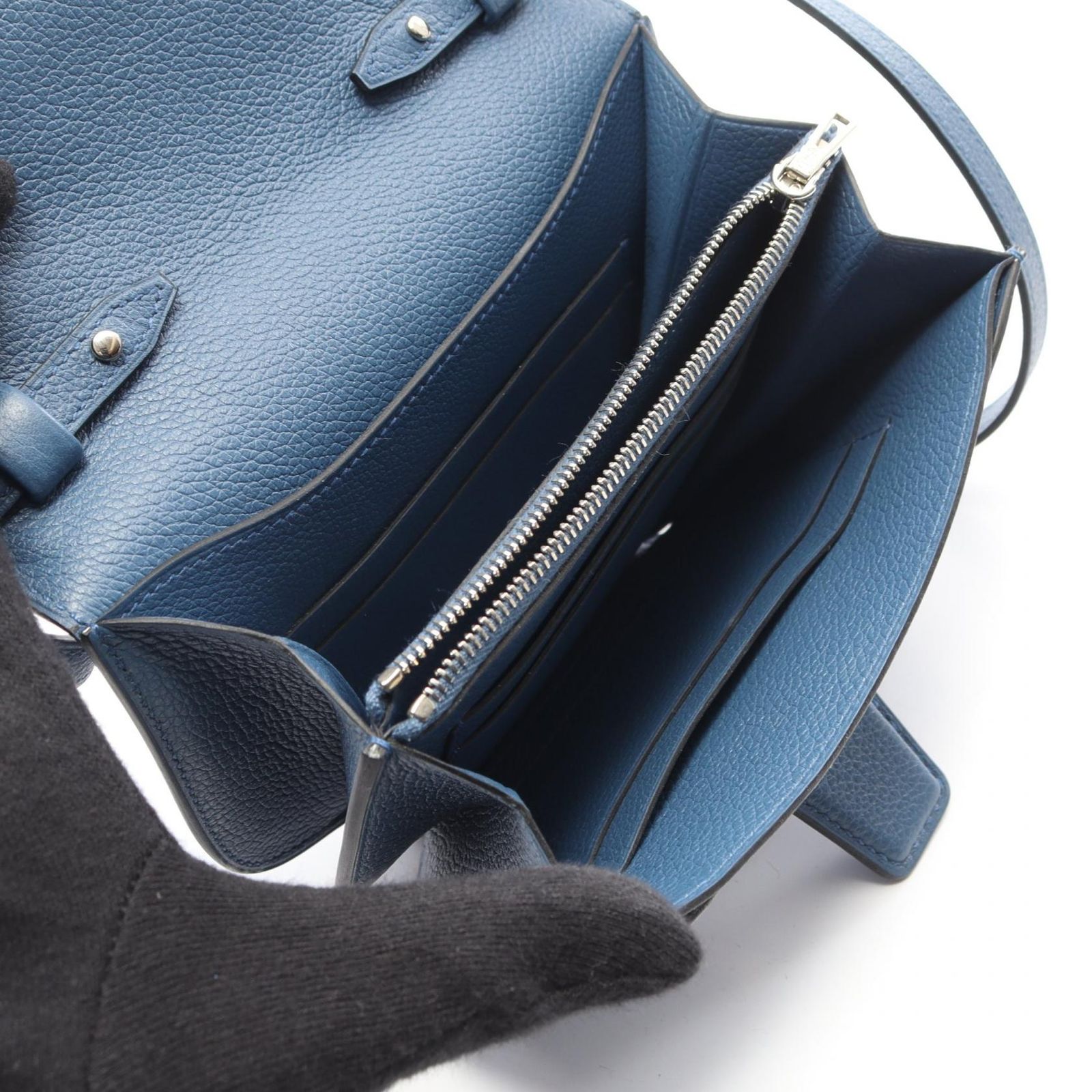 Buy from Japan Easily