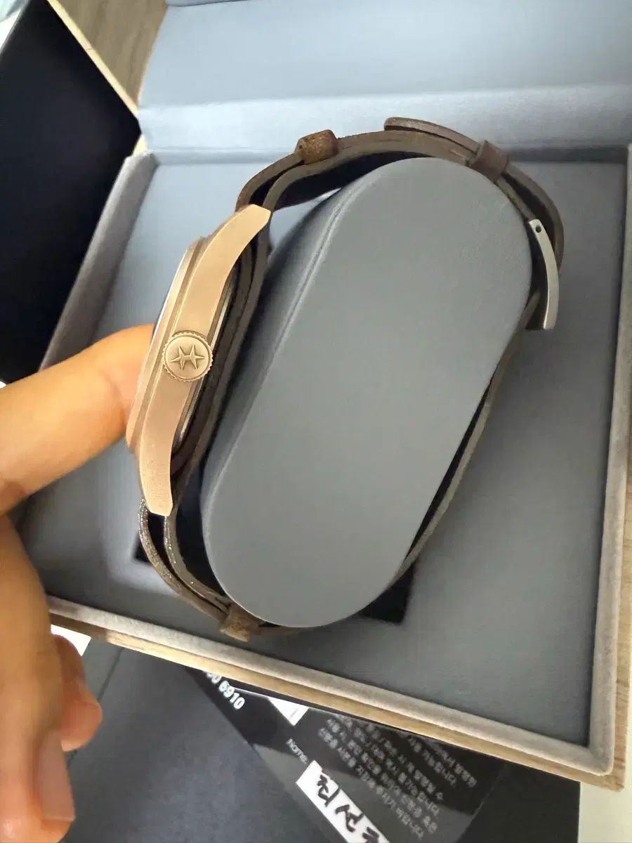 カーキフィールド