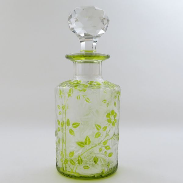 オールド バカラ 香水瓶 ○ エグランチエ パフューム ライトグリーン