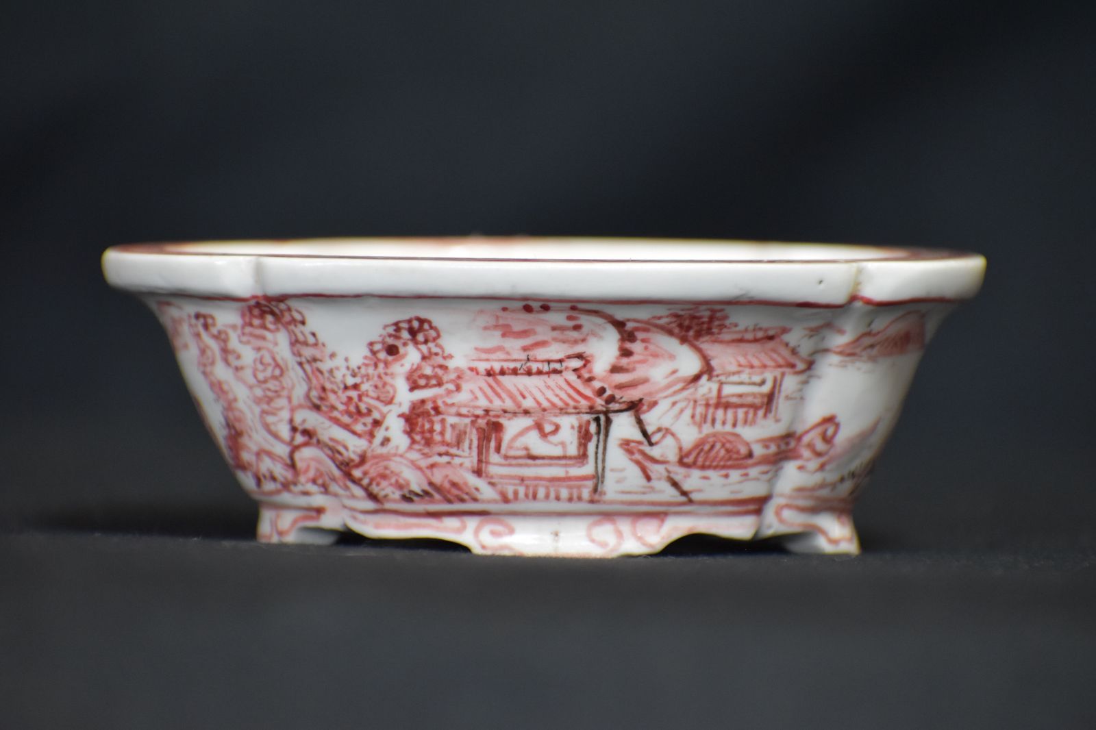 上州勝山】 赤絵山水舟図外縁段足木瓜式鉢 間口9.5cm 繊細画 希少品