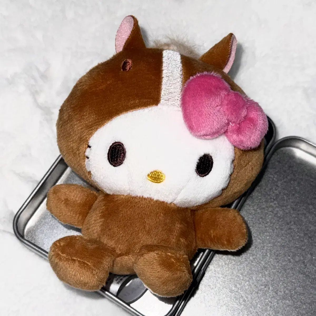 【送料込み】キティちゃん　セブンイレブン　hellokitty キーホルダー 日本セブンイレブン限定モデル 馬ハローキティ キーホルダー ショップ