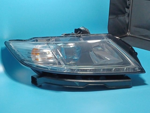 CR-Z ヘッドライト ZF1　希少　美品　ポジション点灯 CR-Z ヘッドライト ZF1 希少 美品 ポジション点灯 CR-Z zf1 2026年最新