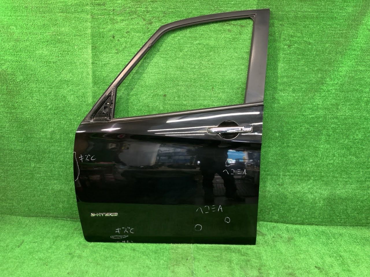 セレナ GNC27 左フロントドア X 4WD 8人 アサヒ M2H3 H010A-5TAMA G41