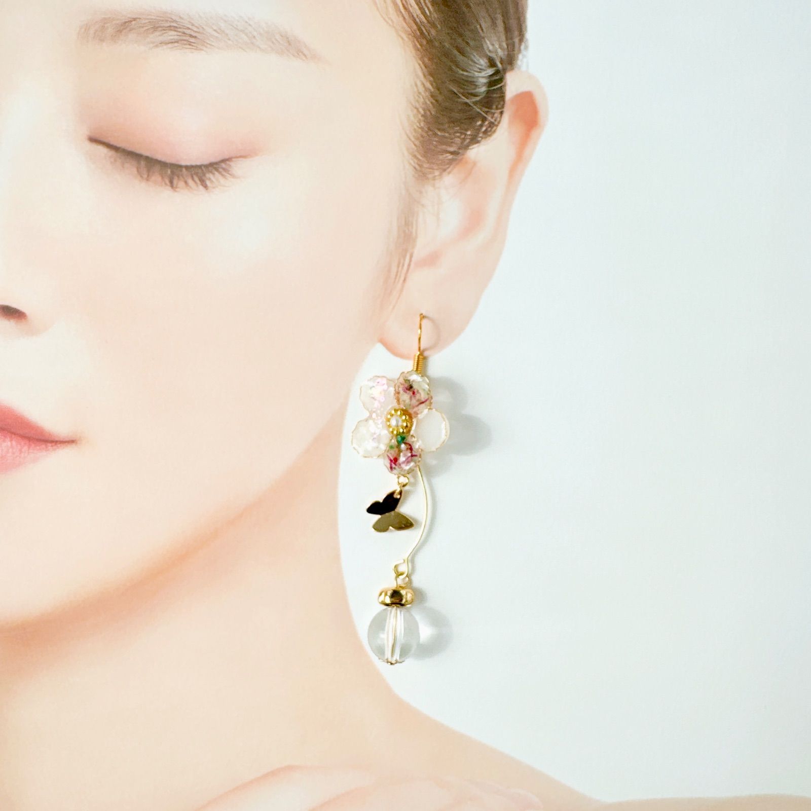 新作【537】フラワー 蝶々 ピンク ブルー ホワイト 春 ハンドメイド