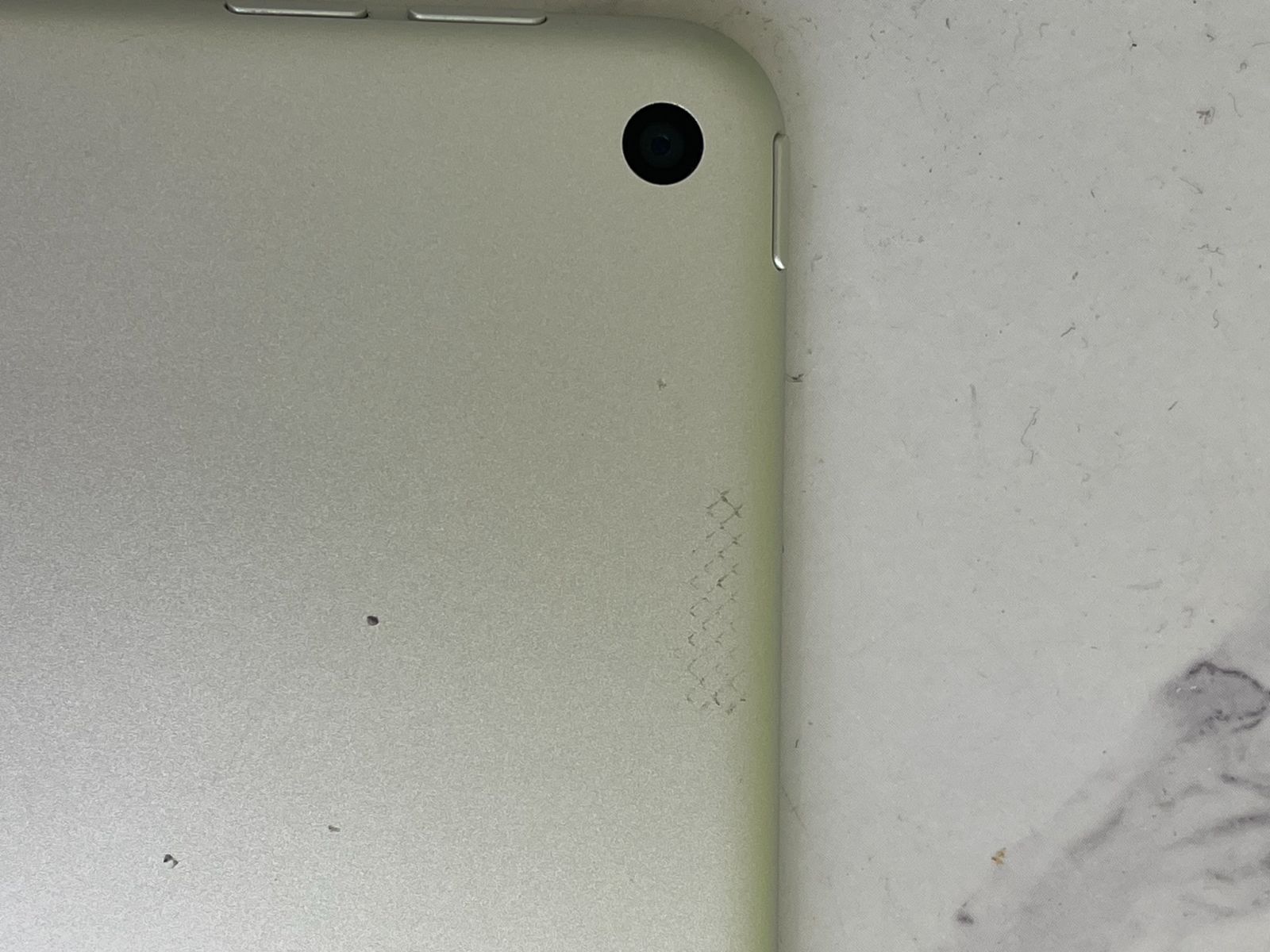 iPad Air第3世代 64GB シルバー【動作確認済】ジャンク再生品 - メルカリ