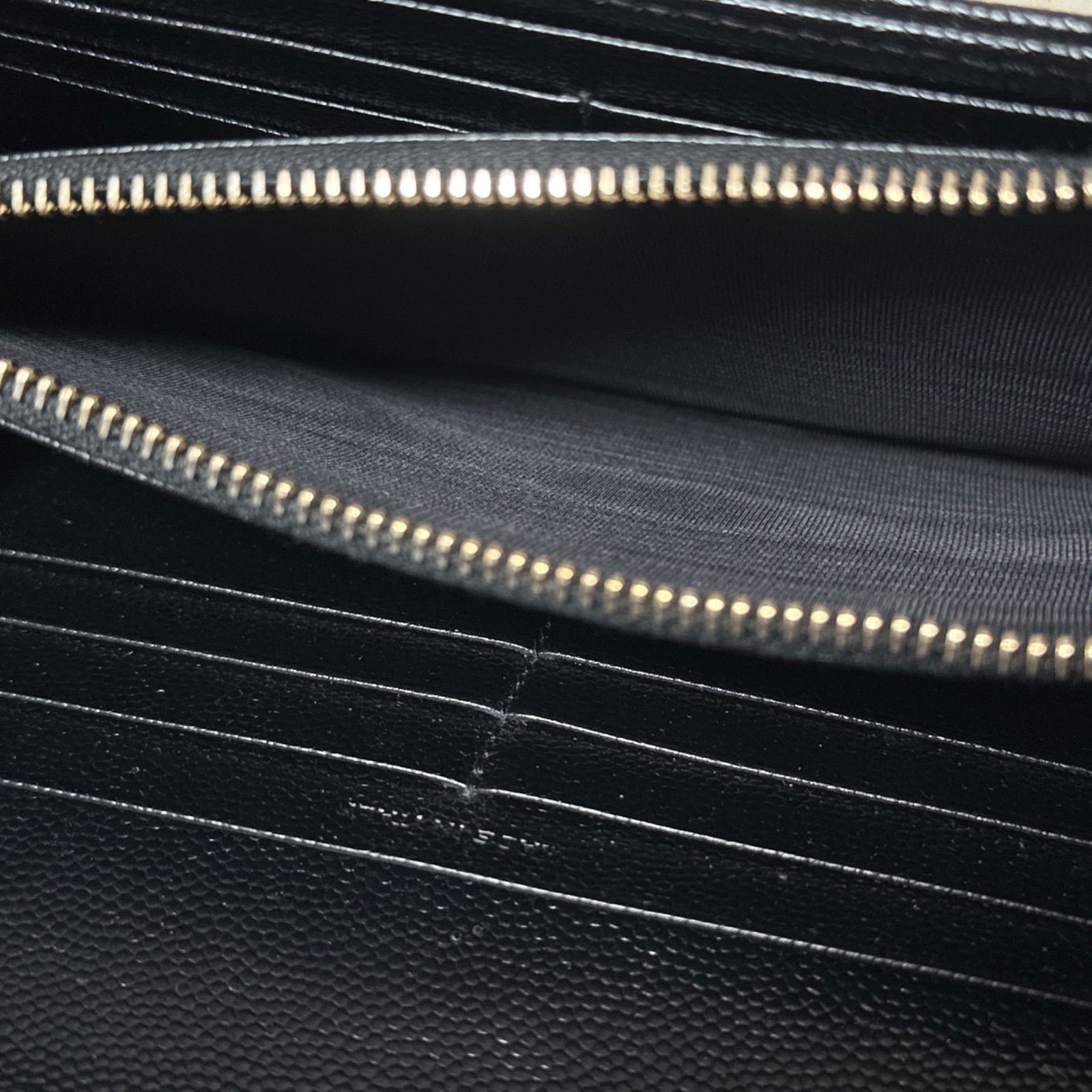 イヴサンローラン YVES SAINT LAURENT カサンドラ マトラッセラージ 
