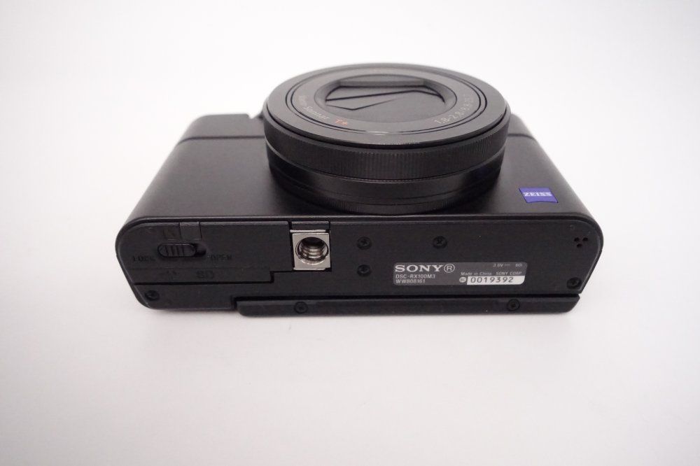 極上品】SONY ソニー Cyber-shot RX100III ブラック DSC-RX100M3