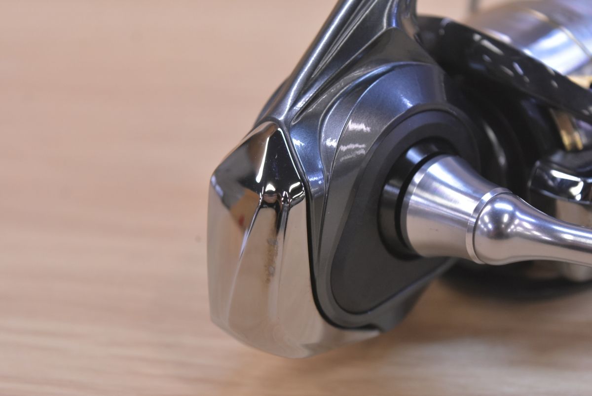 ダイワ 20 ルビアス LT 4000-CXH リブレ EP41 ノブ 付き DAIWA LUVIAS