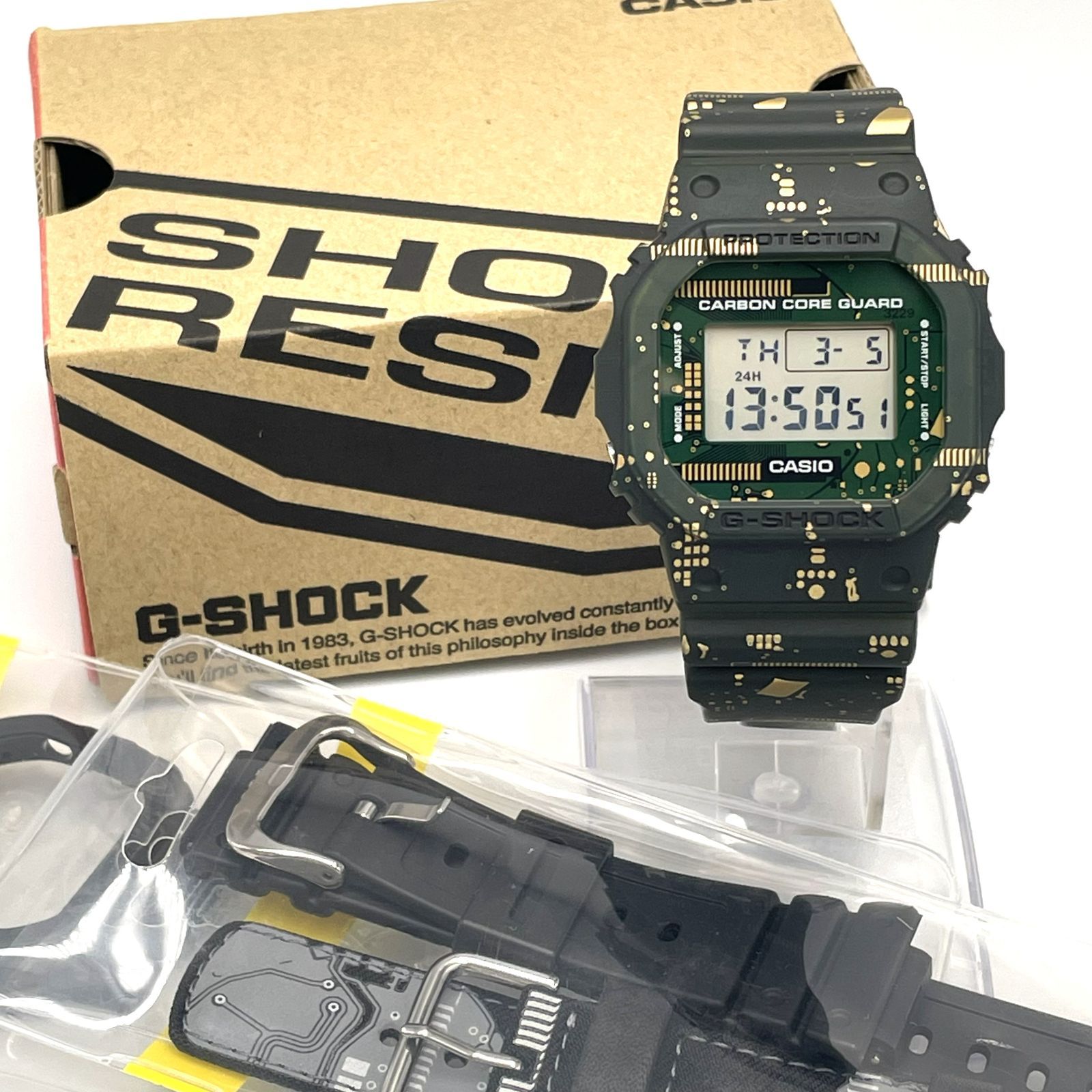 軽くてタフ。回路基板デザインが個性を放つG-SHOCK/未使用品】CASIO Gｰ 