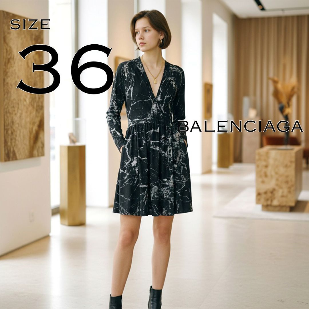 BALENCIAGAバレンシアガ 総柄シルク100%プランジネックミニドレス