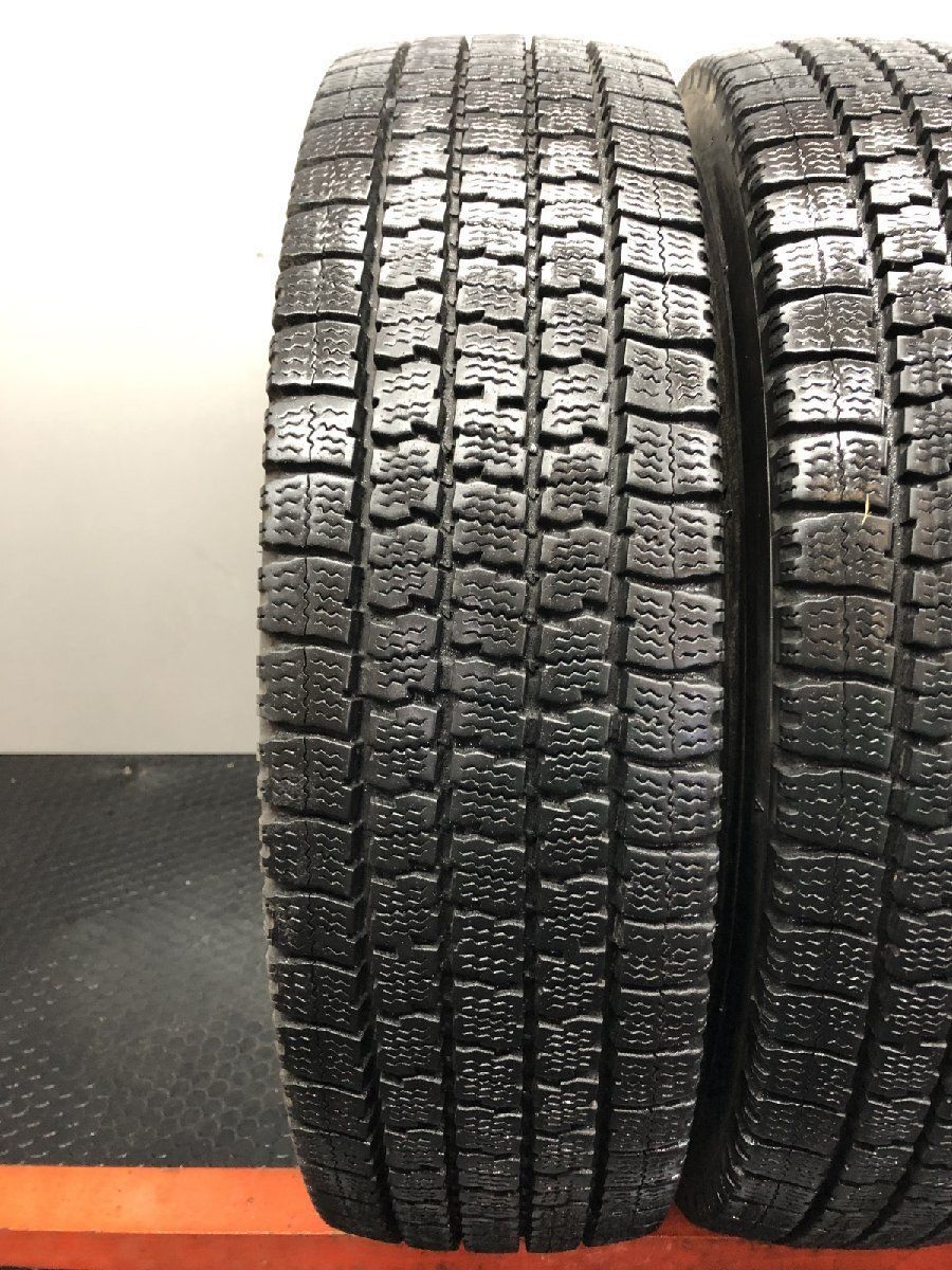 TOYO DELVEX M935 205/85R16 117/115N LT 16インチ ライトトラック用