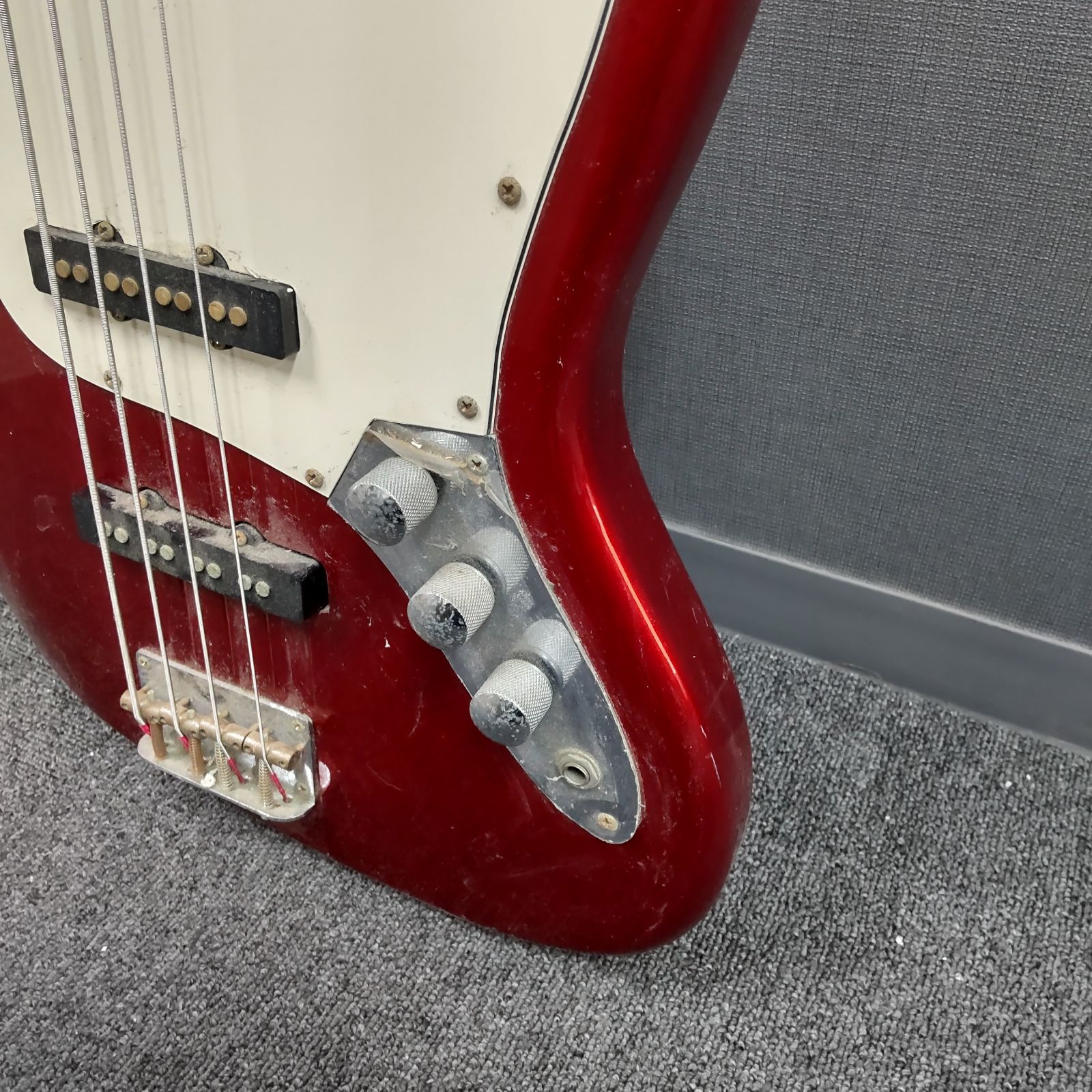 中古品】photo Genic / フォトジェニック エレキベース レッド - メルカリ