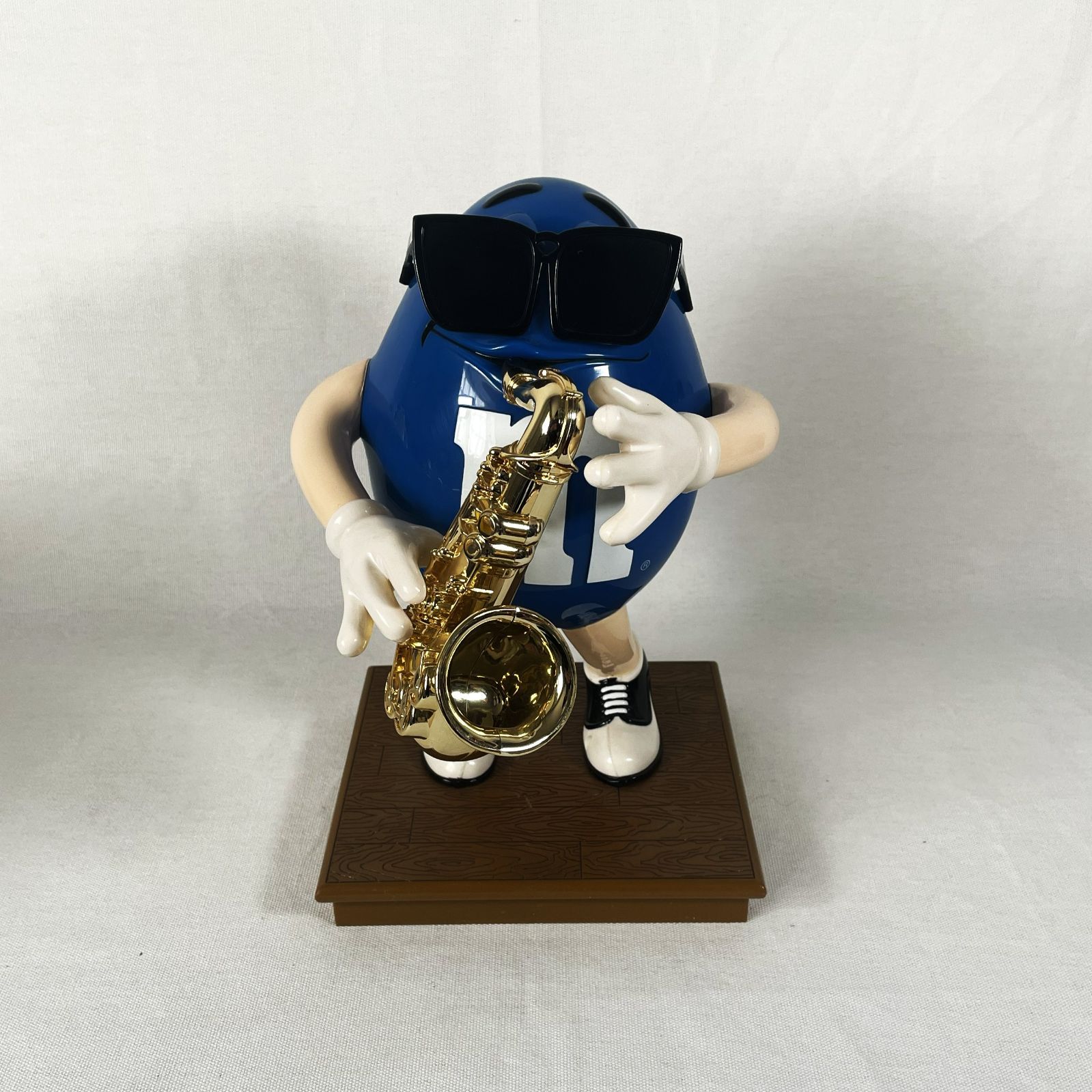 90s M&M BLUE CAFE Candy Dispenser w/ Saxophone エムアンドエムズ