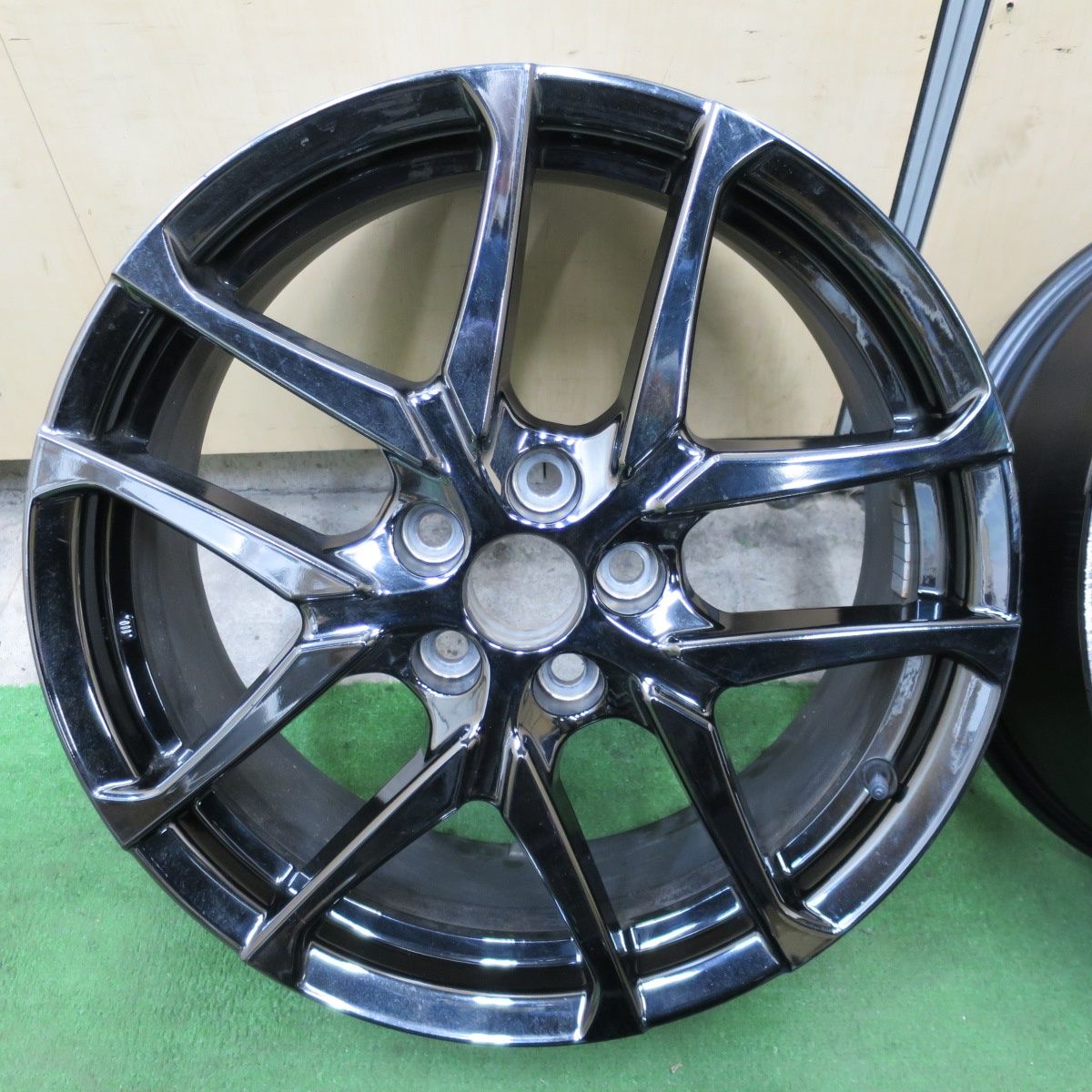 送料無料] 4本価格☆トヨタ C-HR GR スポーツ 純正 ホイール 19インチ