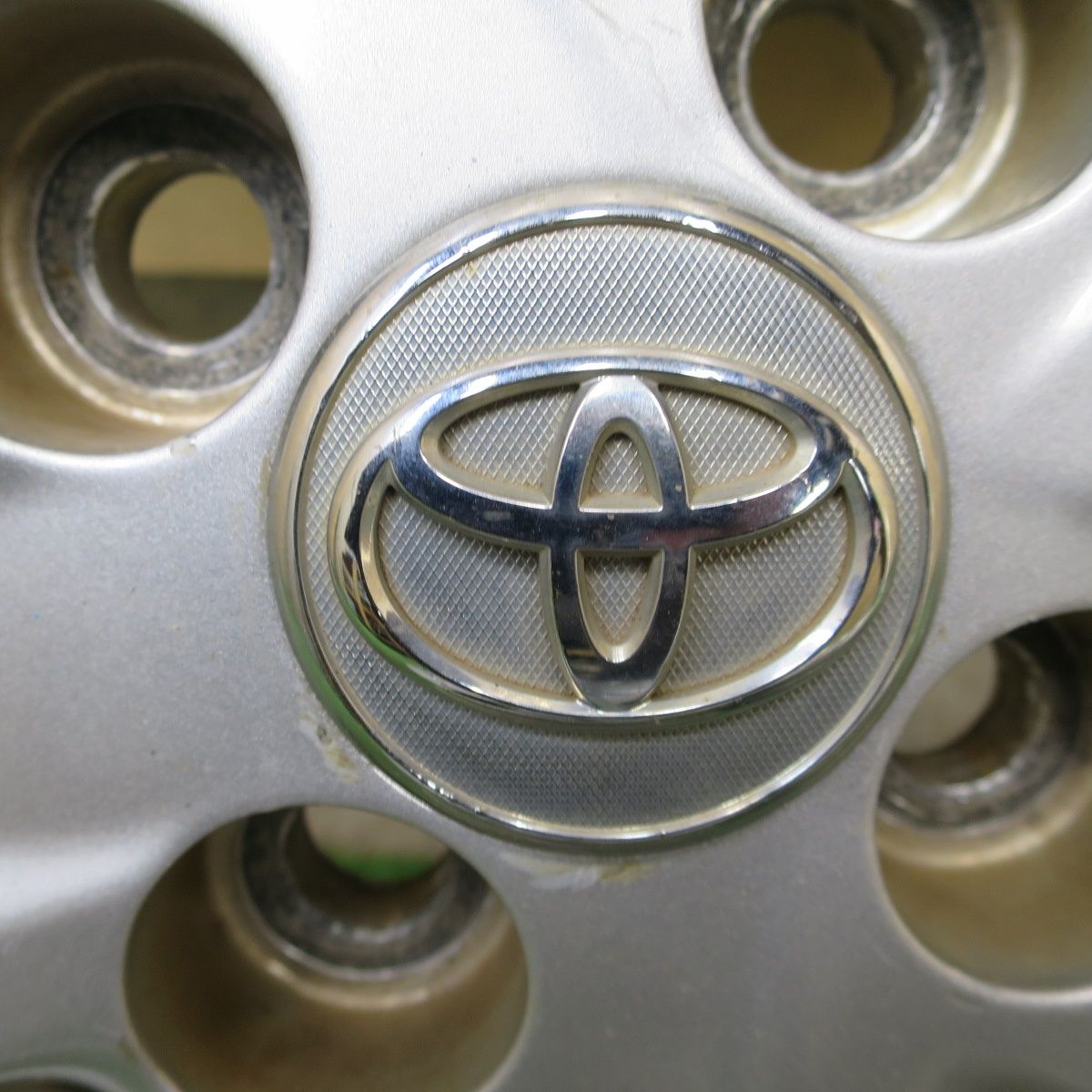 送料無料] 4本価格☆トヨタ iQ 純正 ホイール 16インチ 16×5J TOYOTA