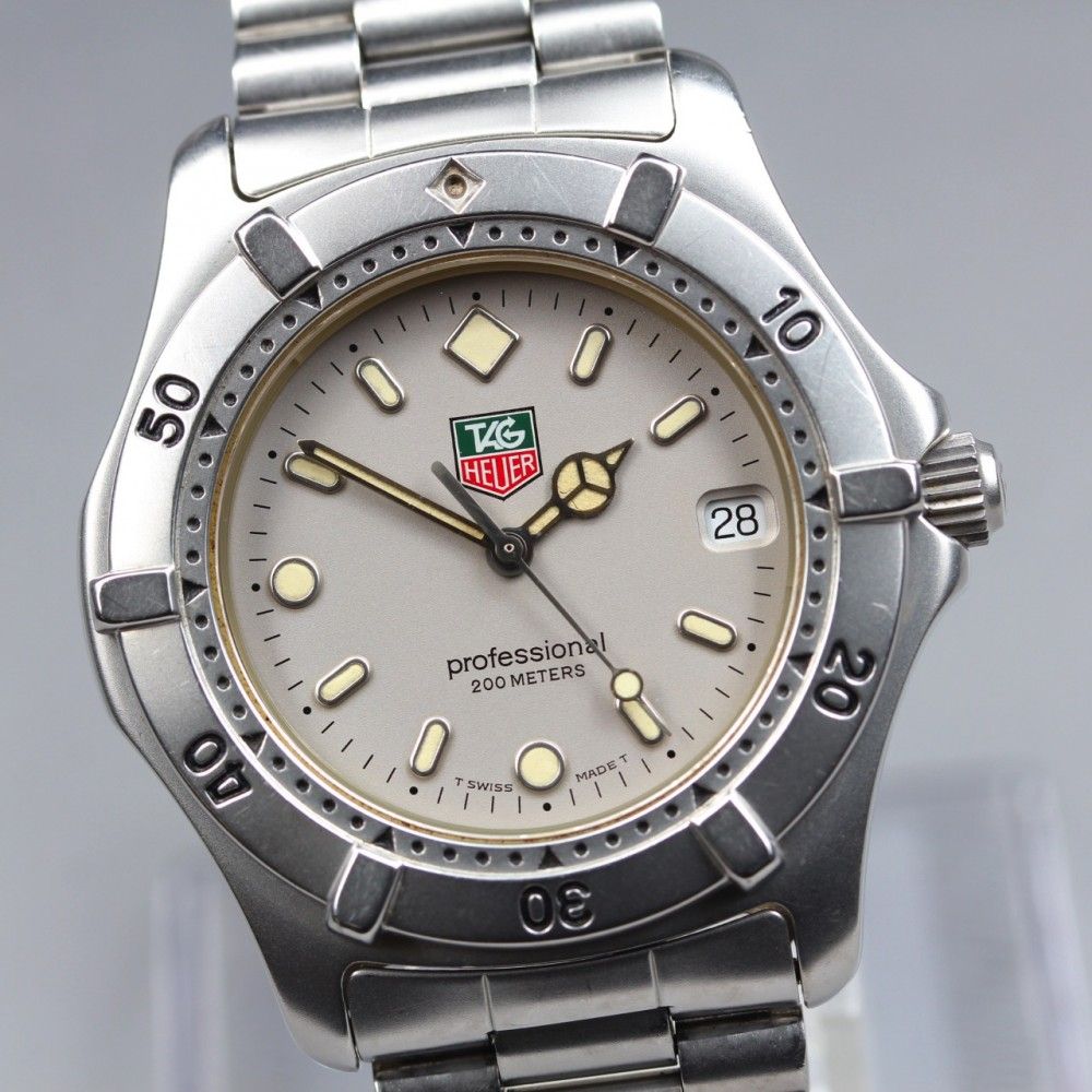 稼働品】TAG Heuer プロフェッショナル 2000 WE1111-2 シルバー メンズ
