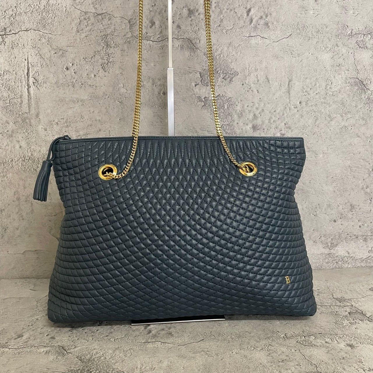 美品 Bally バリー トートバッグ チェーンバッグ キルティング ロゴ 