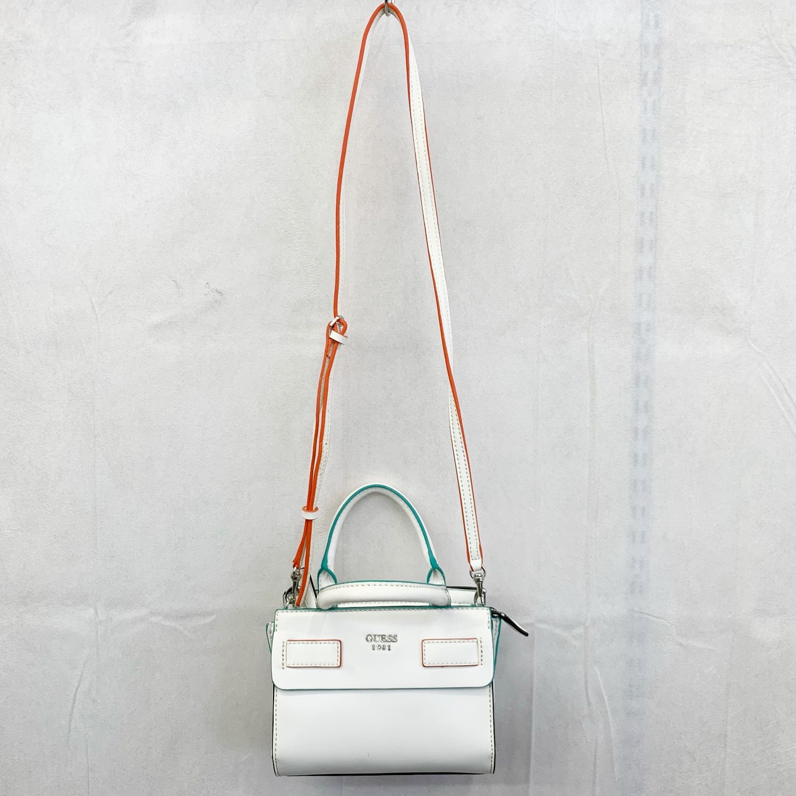 Guess 2wayショルダーバッグ ゲス ハンドバッグ ショルダーバッグ ミニ