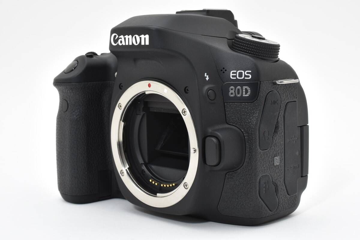 ☆極上美品☆《ショット数779回 》キヤノン Canon EOS 80D ボディ