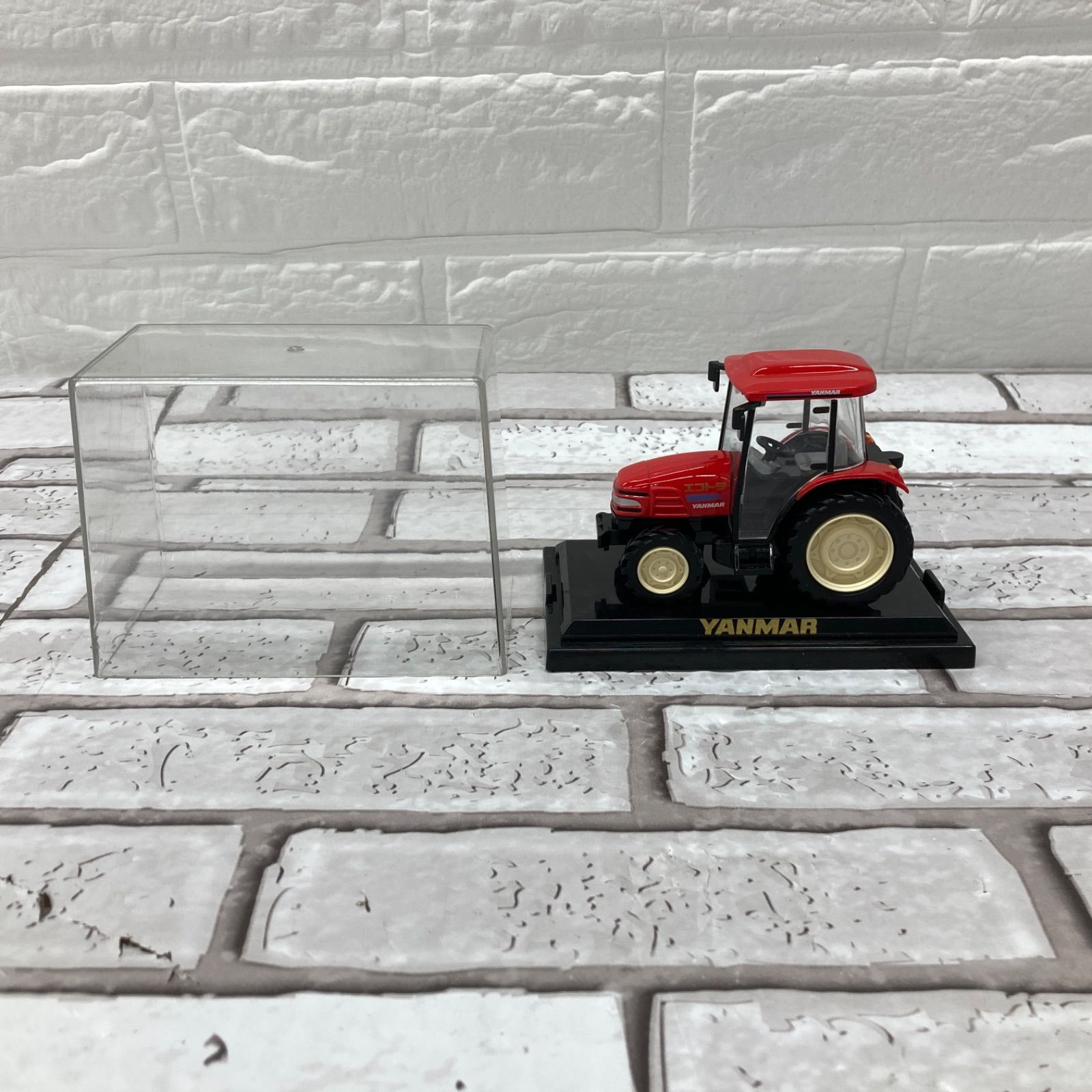 ヤンマー 1968年 YM273 トラクター シガレットケース ミニチュア 専ヤンマー 1968年 YM273 トラクター シガレットケースor ミニチュア