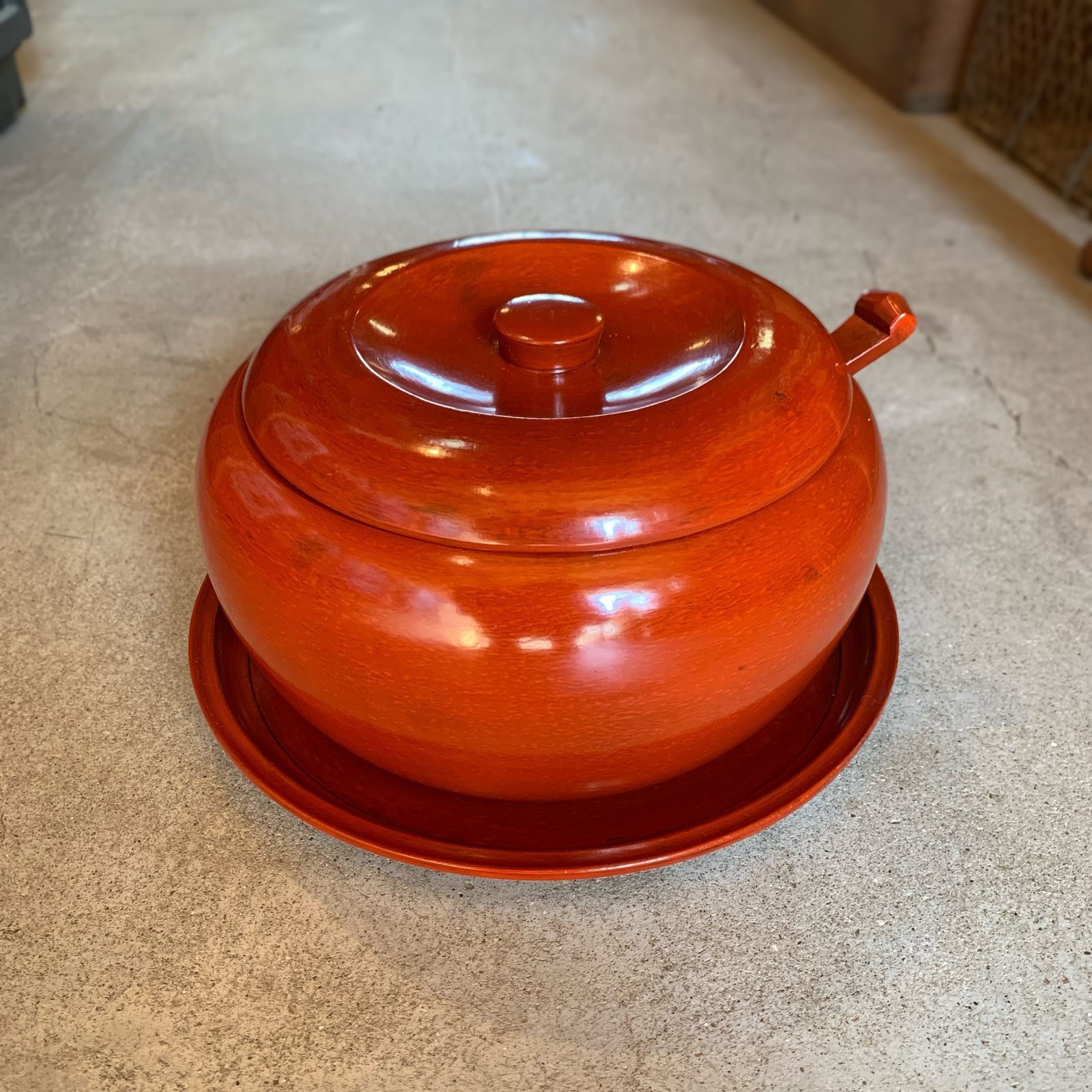 新品2枚セット讃岐 漆 後藤塗 菓子器 料理盆 扇面 漆器 漆器 扇形盆 箱付き 後藤塗 お櫃 おひつ 天然木 漆塗り 敷盆付き 讃岐漆器 香川 /HM-0279