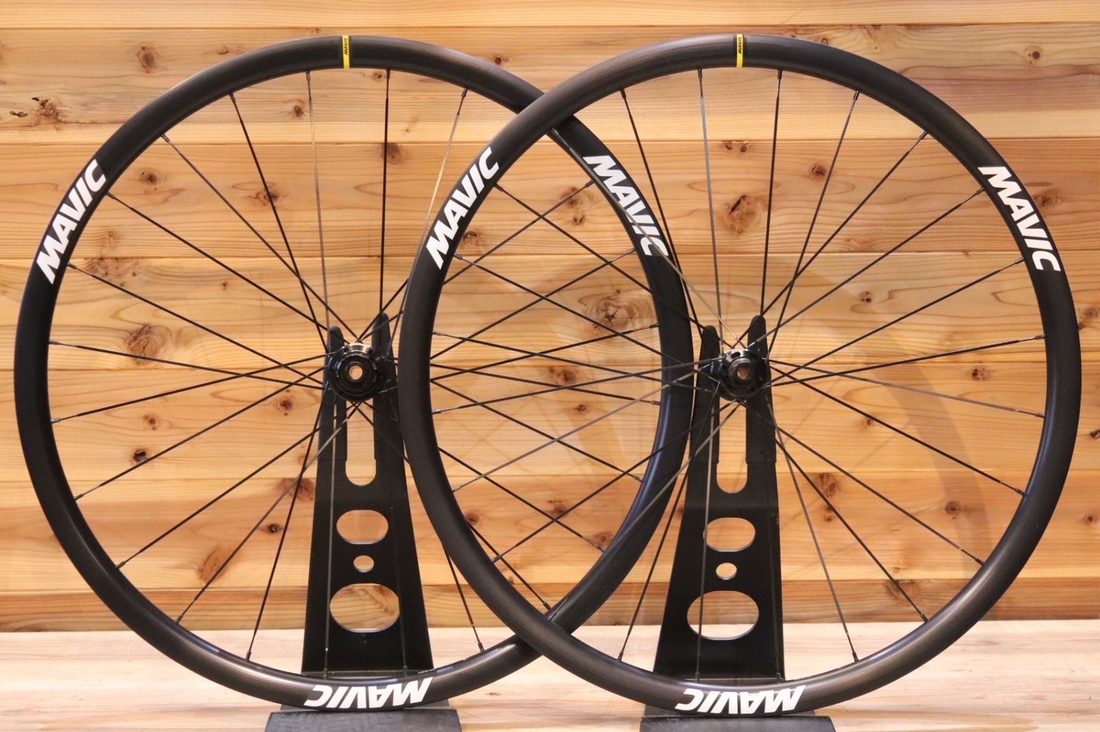 未走行品！ マヴィック MAVIC キシリウム KSYRIUM 30 DISC シマノ 11S 