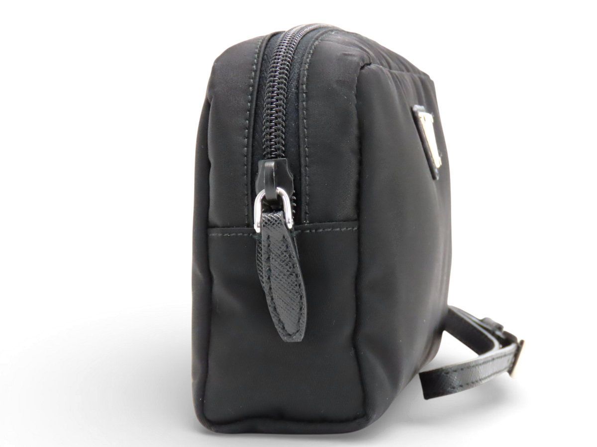 ほぼ新品】プラダ PRADA VELA ナイロン ポーチ コスメポーチ 化粧 