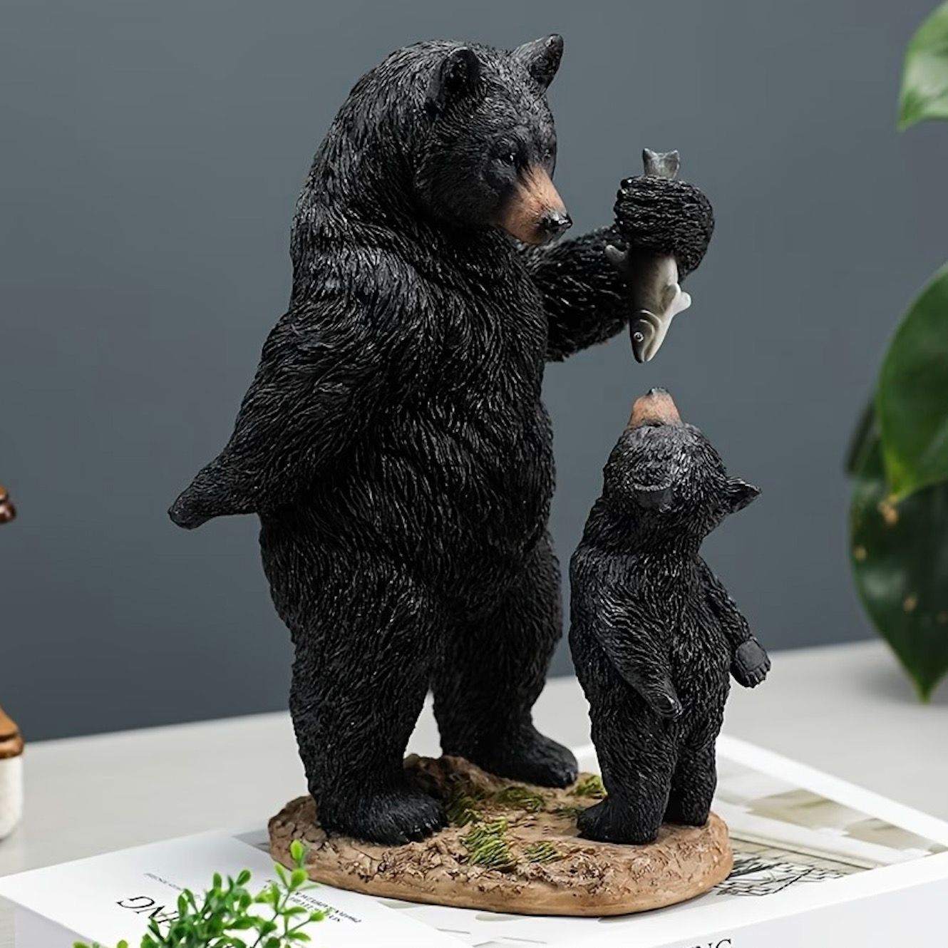 フィギュア クマの親子 26cm くま リアル 熊 台座付き ミニチュア 置物