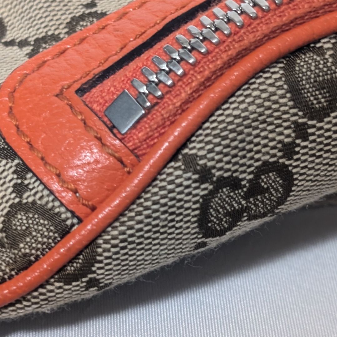 極美品 グッチ ノースフェイス コラボ GGキャンバス ボディバッグ