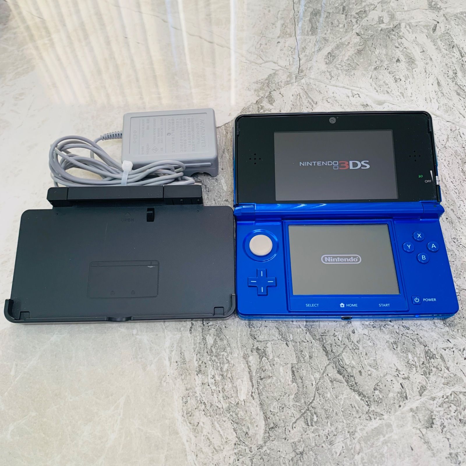 完動品】NINTENDO 3DS コバルトブルー | تسوق في Mercari من اليابان 